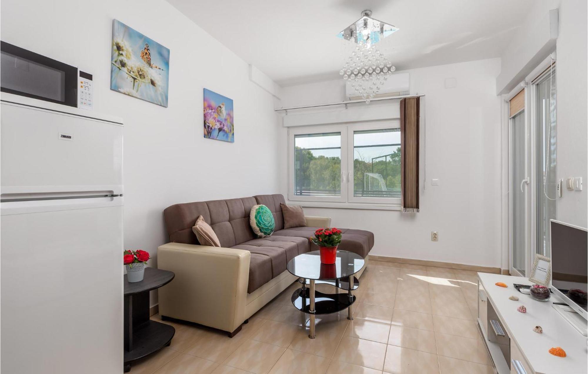 Stunning Apartment In Vrh Vrh  外观 照片